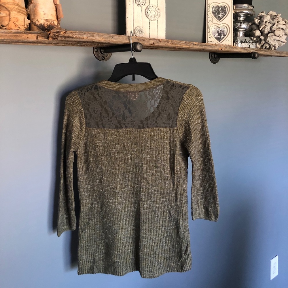 Target sweater - Picture 2 of 2